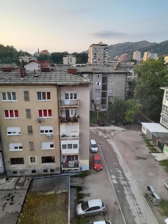 Apartman Bulevar Stupine Tuzla Eksteriør billede