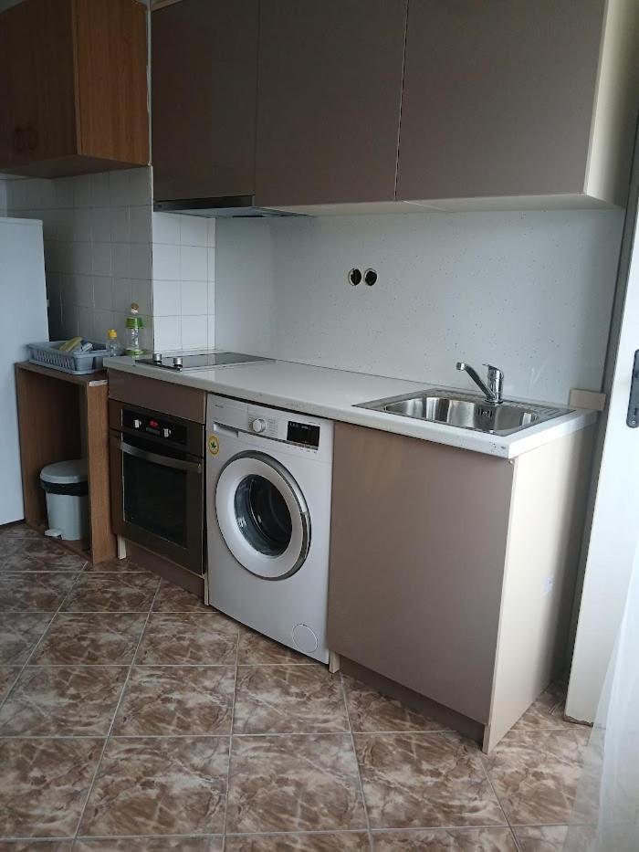 Apartman Bulevar Stupine Tuzla Eksteriør billede